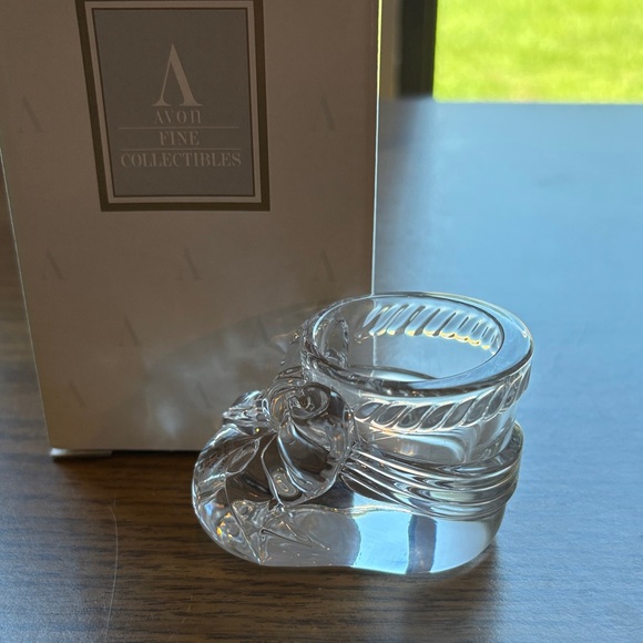 Avon Crystal Baby Bootie with Ribbon Detail - Picture 1 of 5